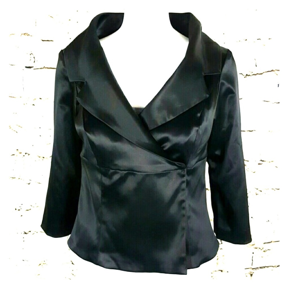 White House Black Market Blazer size 4